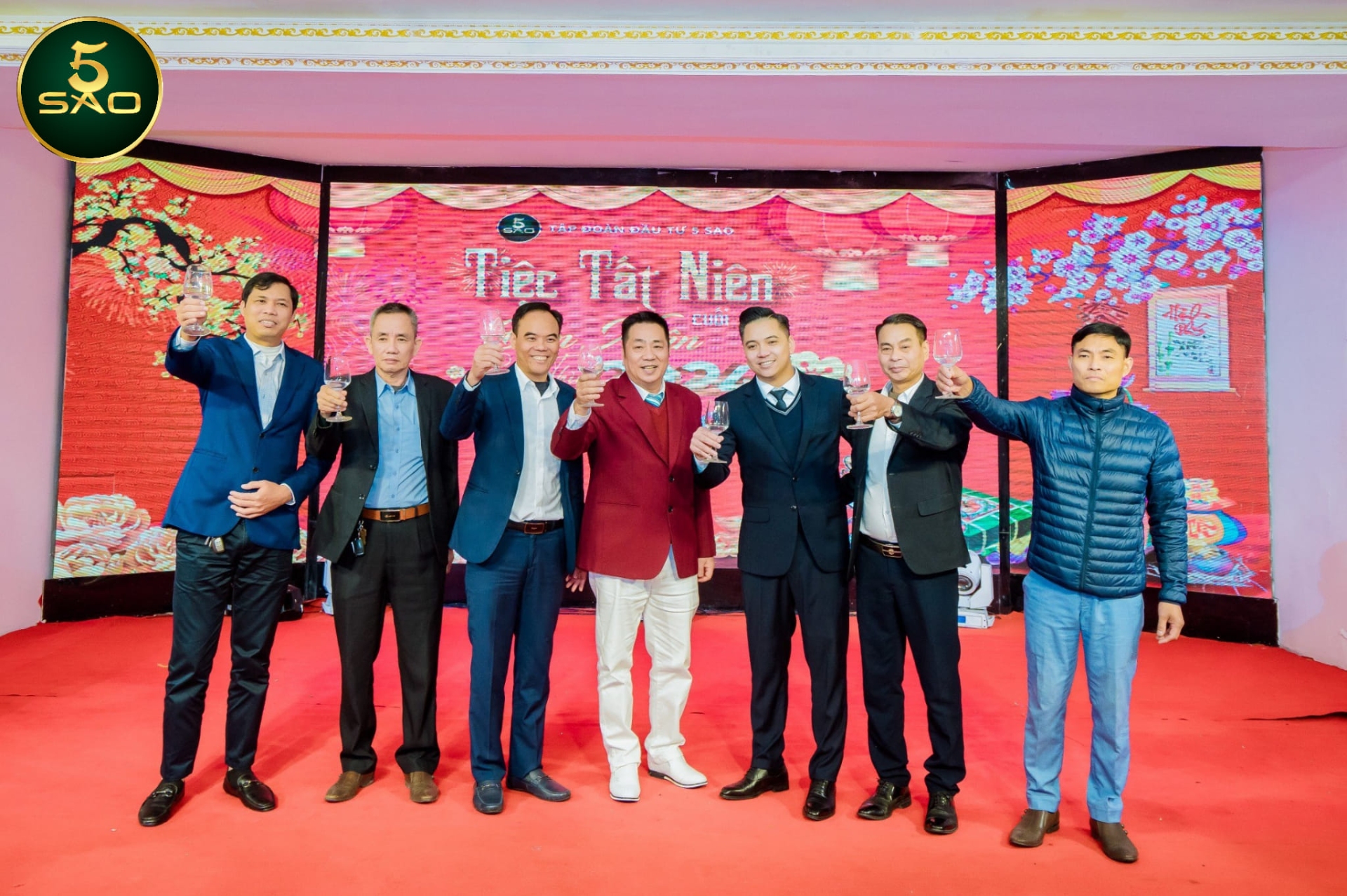 YEAR-END PARTY 2023 - TẬP ĐOÀN ĐẦU TƯ 5 SAO