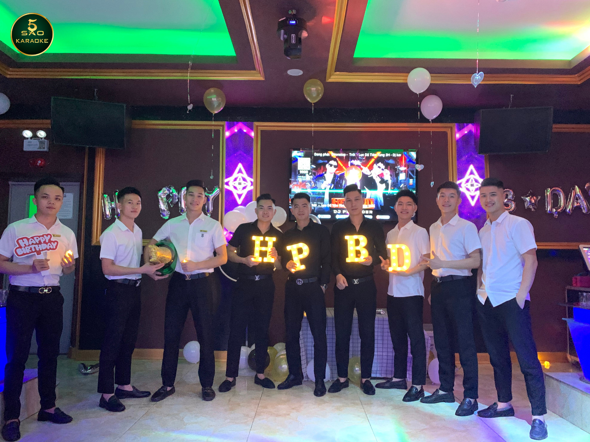 ĐỪNG BỎ LỠ CƠ HỘI SINH NHẬT SIÊU ĐẶC BIỆT TẠI 5 SAO KARAOKE!