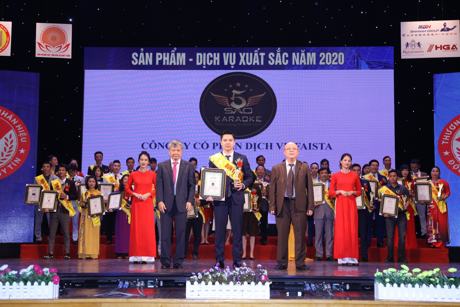 5 Sao karaoke - sản phẩm dịch vụ xuất sắc năm