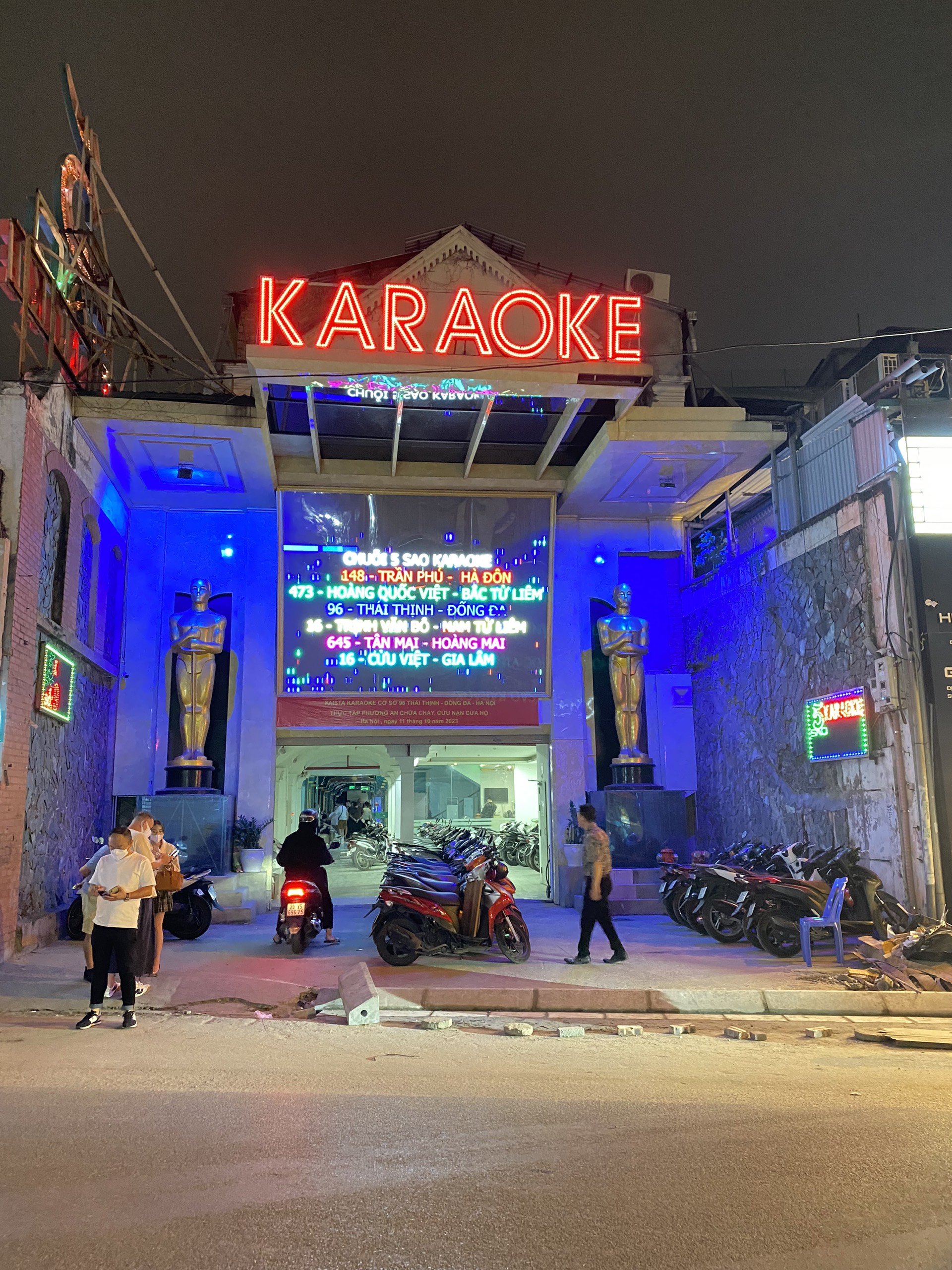 TUYỂN DỤNG LỄ TÂN